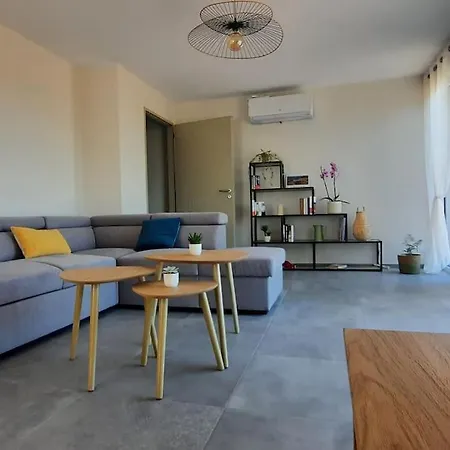 Au Bord Du - 4-10 Pers - Sur Yon