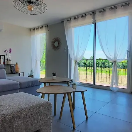 Au Bord Du - 4-10 Pers - Sur Yon Tatil Evi