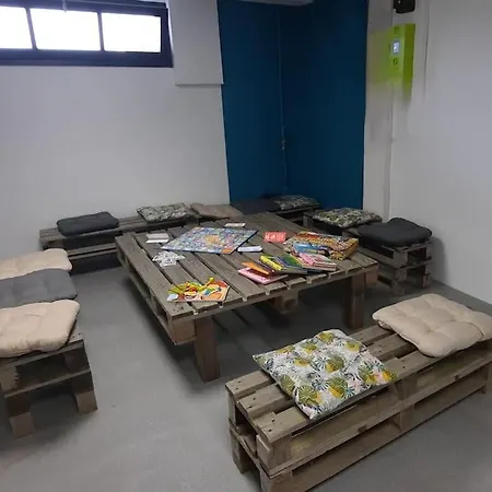 Au Bord Du - 4-10 Pers - Sur Yon