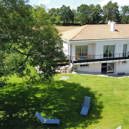 Au Bord Du - 4-10 Pers - Sur Yon Tatil Evi *